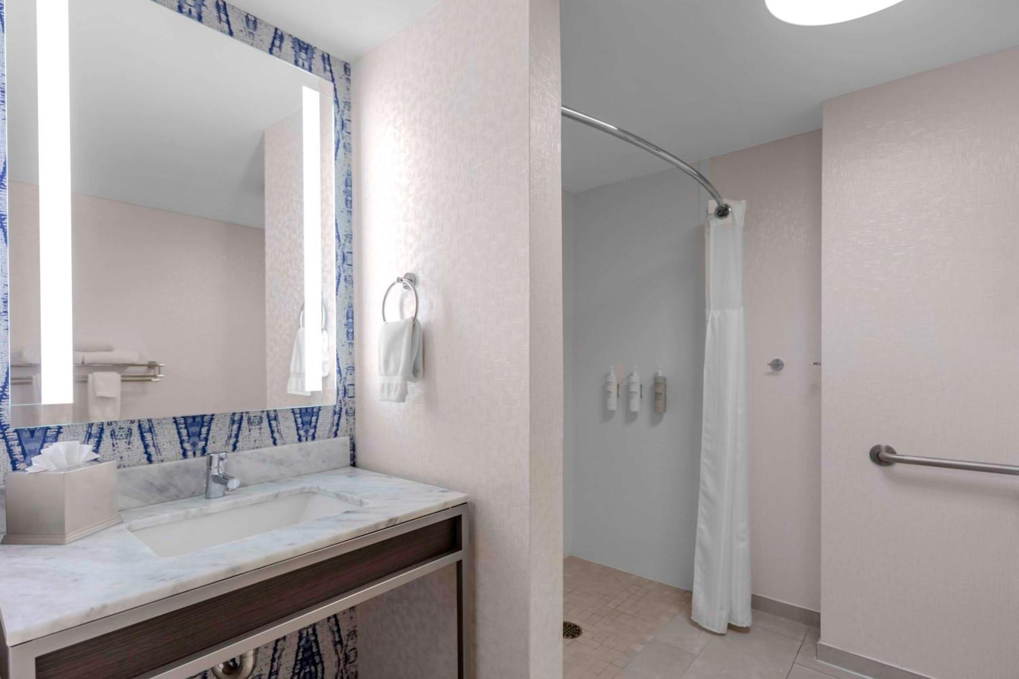 Hilton Garden Inn Freeport Downtown Ngoại thất bức ảnh