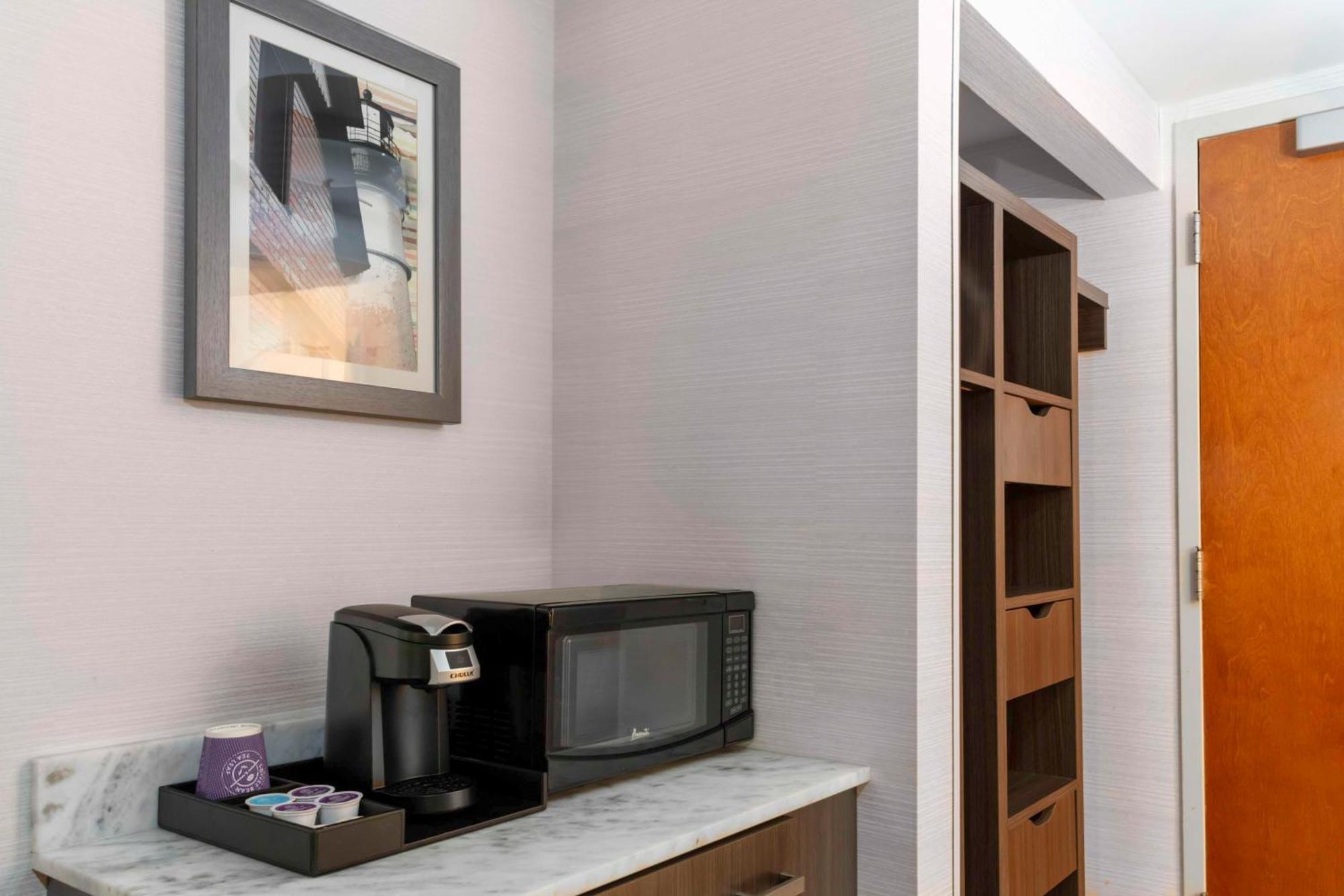 Hilton Garden Inn Freeport Downtown Ngoại thất bức ảnh